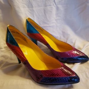 Vintage Multicolored pumps
